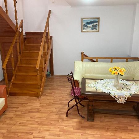 Ultracentral Apartment Near Moscovitz Palace Oradea Exteriér fotografie